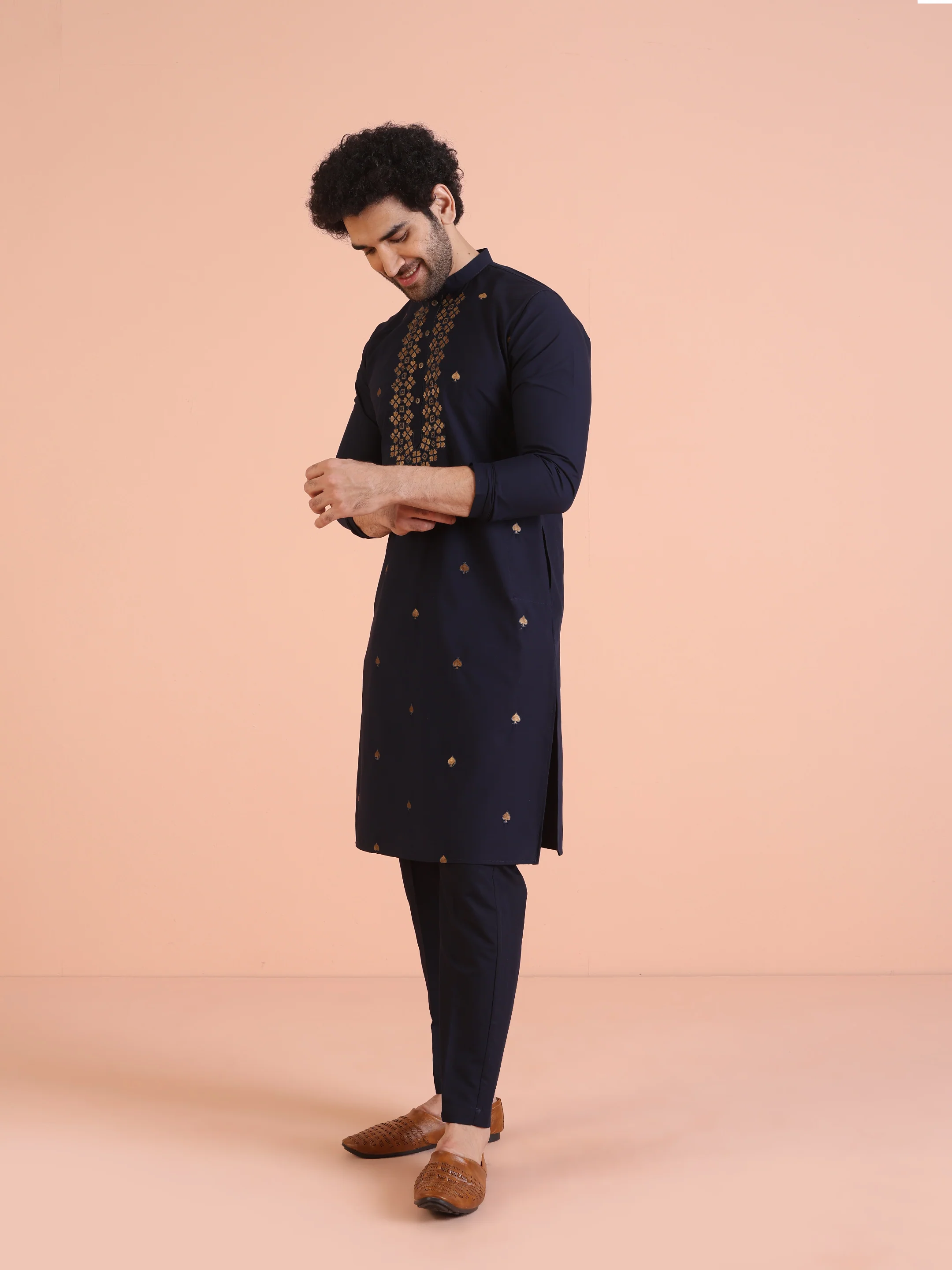 Navy Blue Silk Blend Embroidered Kurta Trouser - Image 3
