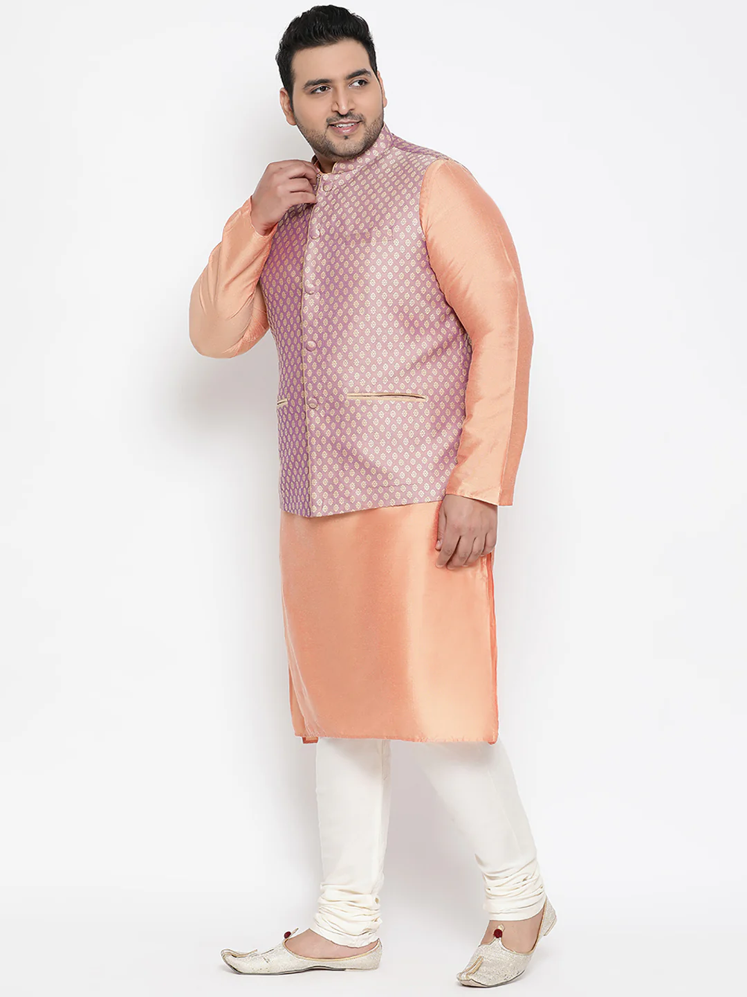 Men Mauve Textured Kurta Jacket Churidar Set - Image 3