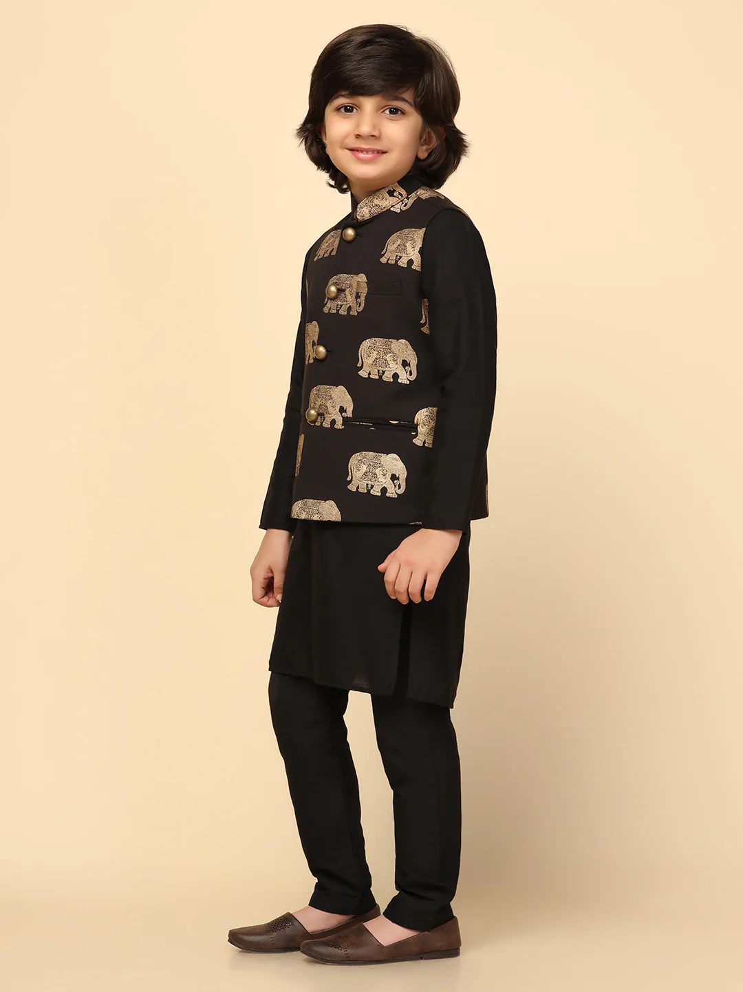 Boys Black Kurta Jacket Pyjama Sets - Image 2