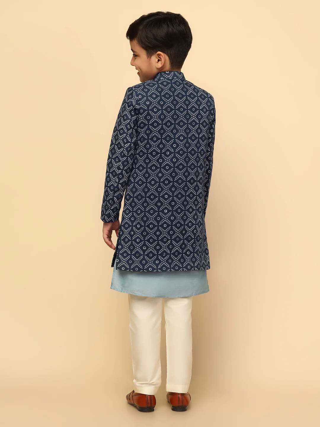 Boy's Blue Indowestern Set With Kurta and Churidar - Image 3
