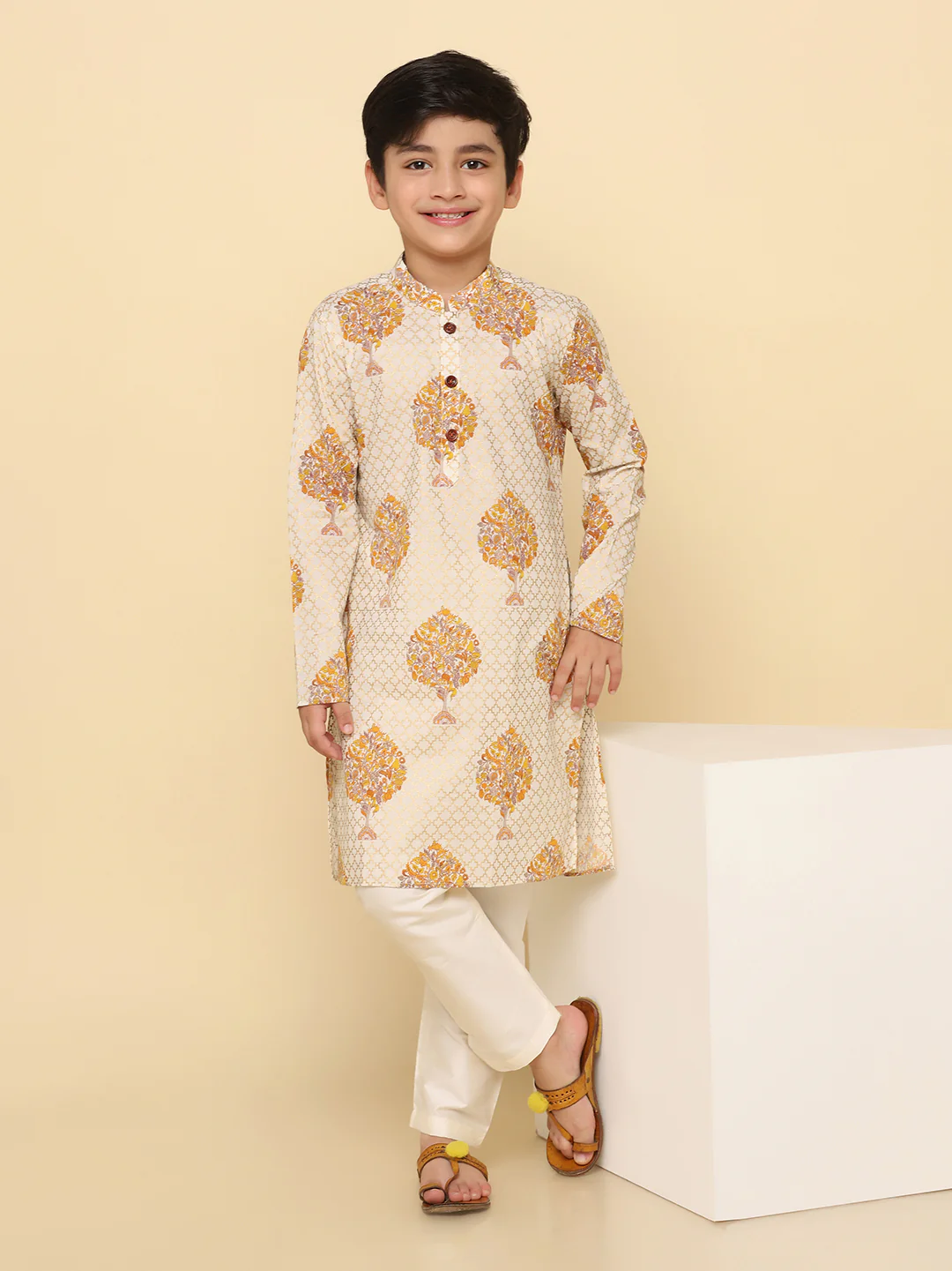 Boy's White Kurta Pyjama Set - Image 7