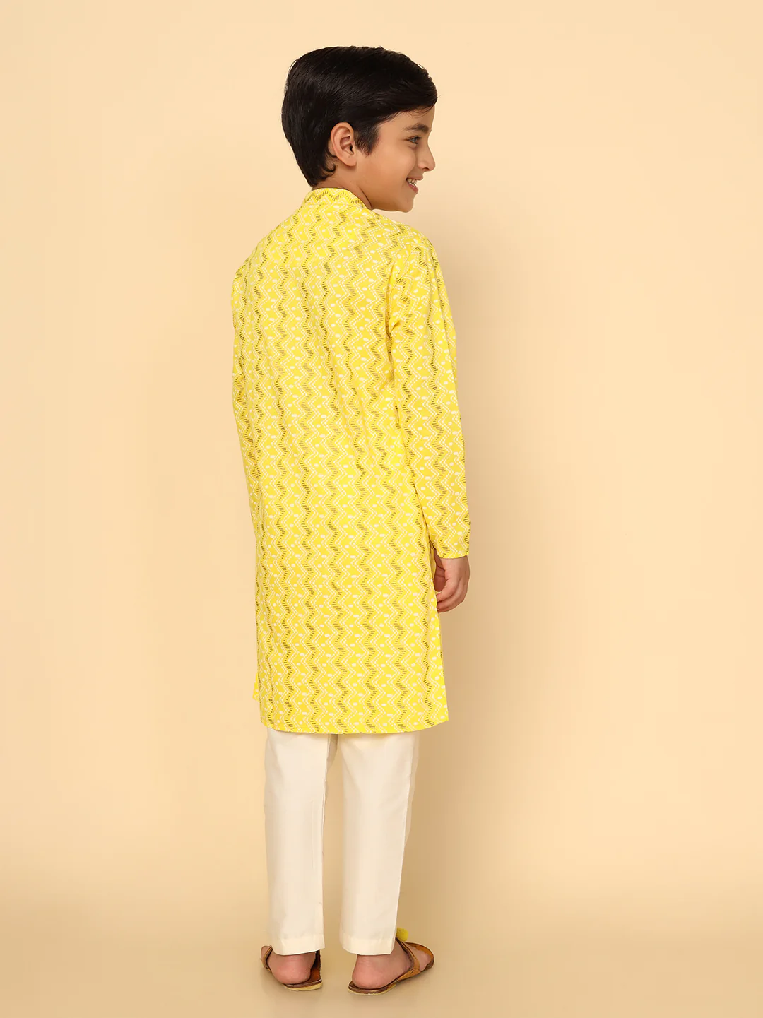 Boy's Yellow Printed Kurta - Image 4