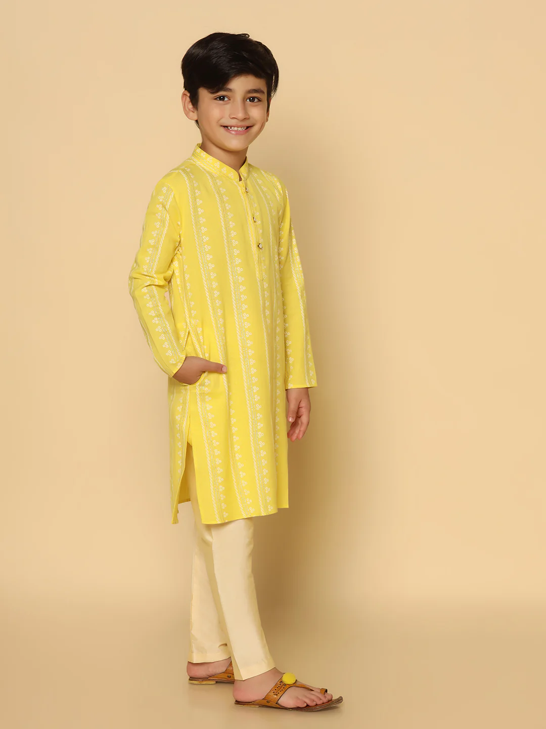 Boy's Yellow Printed Kurta - Image 3