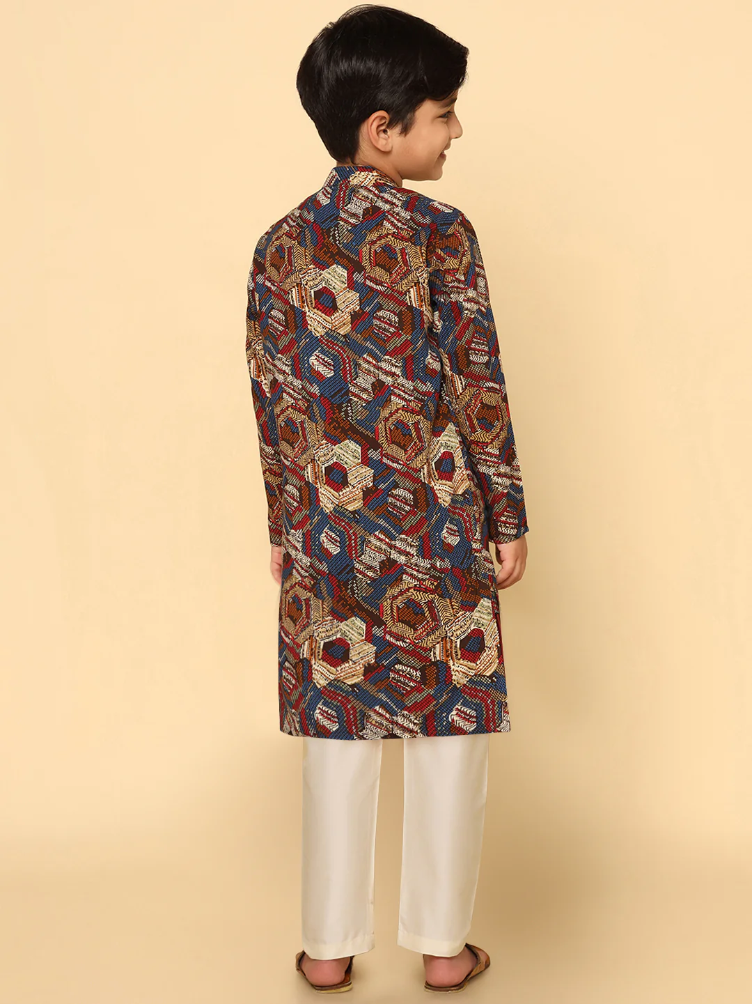 Boy's Maroon Printed Kurta - Image 5