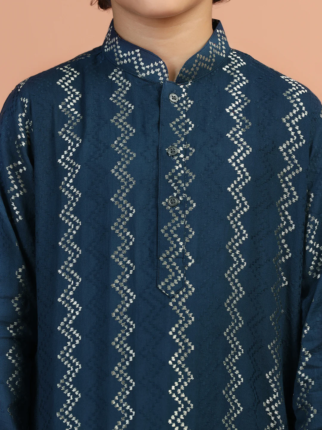 Boy's Navy Blue Textured Kurta - Image 6