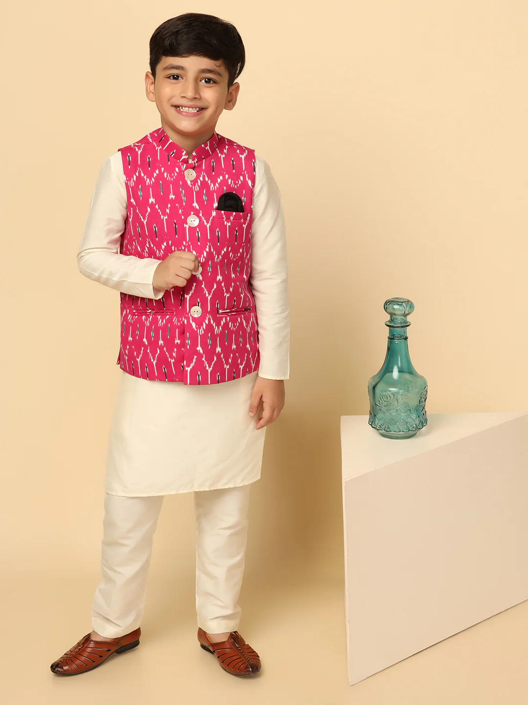 Boy's Pink Printed Jacket - Image 6