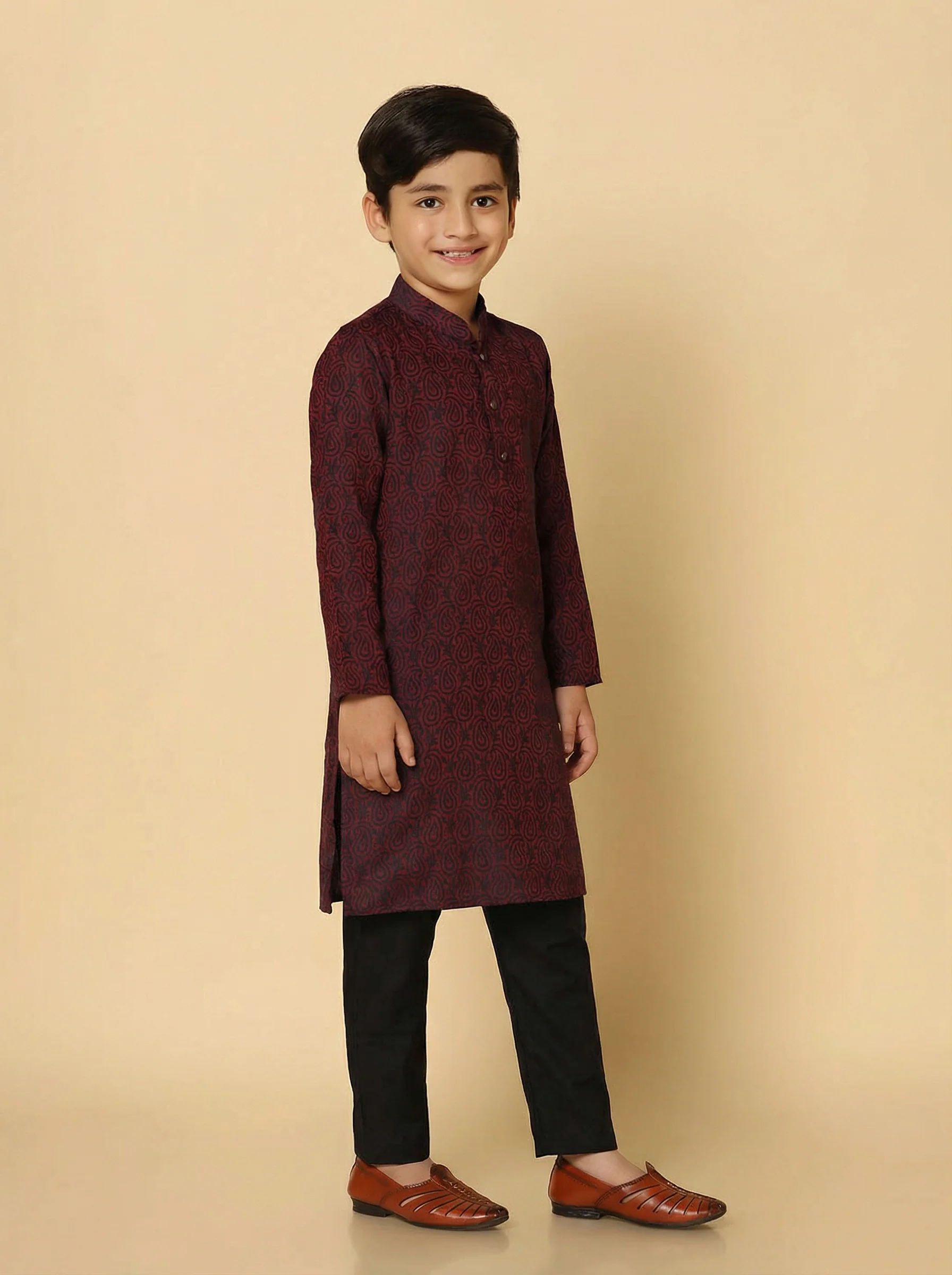 Magenta Cotton Blend Textured Kurta Pyjama Set - Image 3