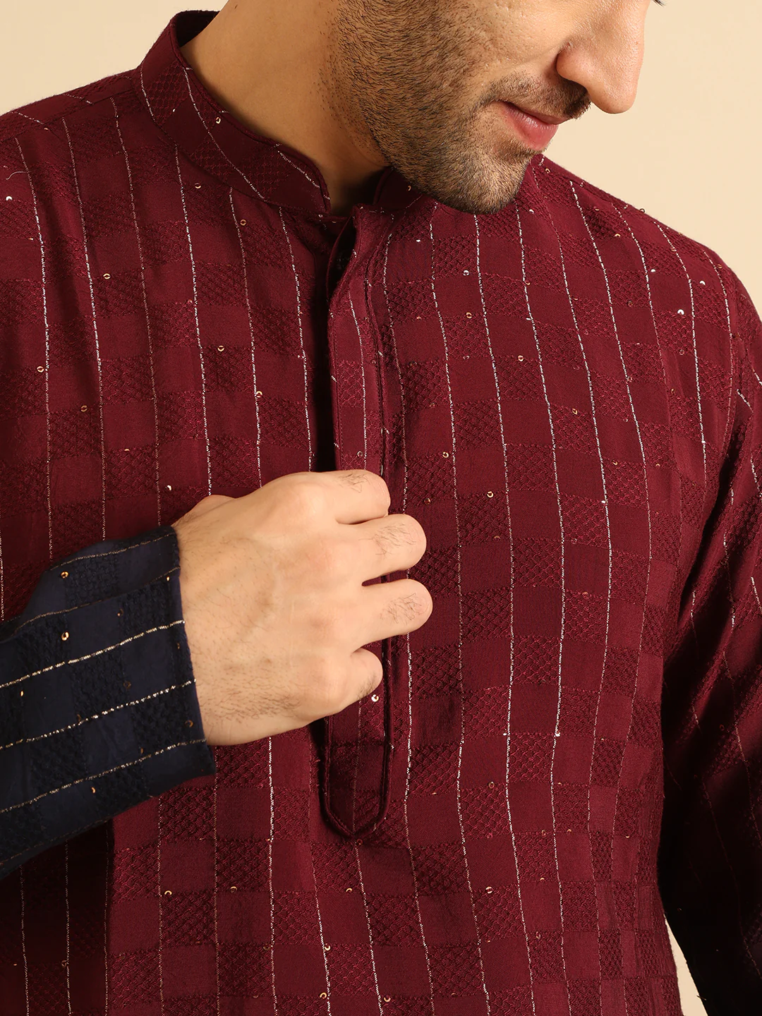 Maroon Cotton Blend Embellished Ombre Kurta Trouser Set - Image 5