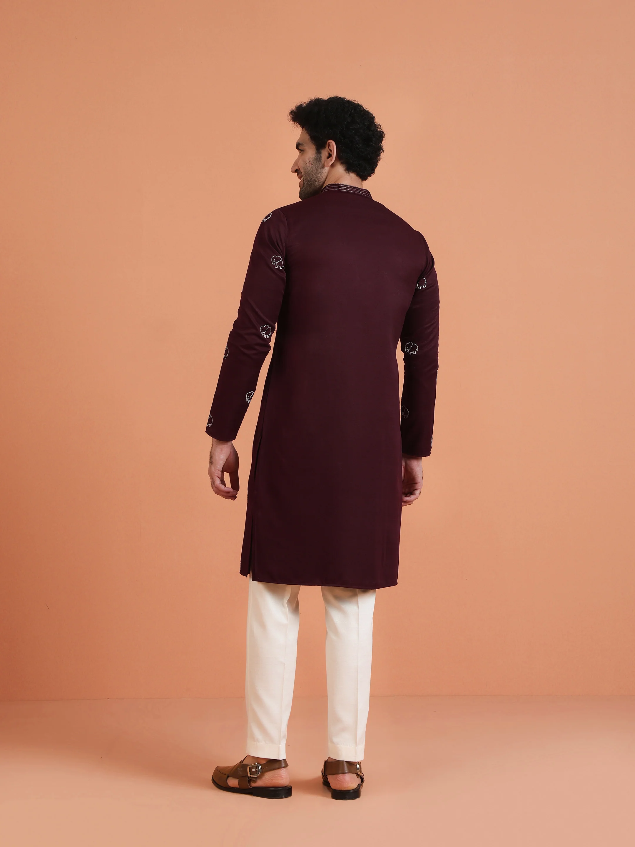 Maroon Cotton Silk Embroidered Kurta - Image 4