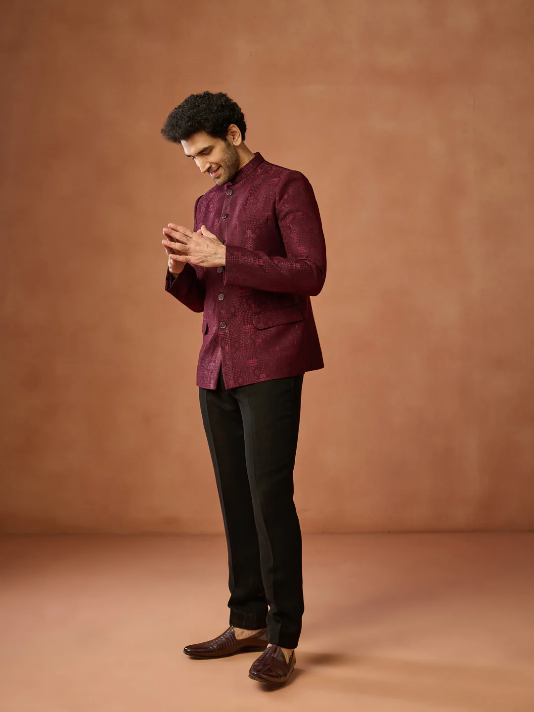 Maroon Silk Blend Woven Bandhgala Jodhpuri Set - Image 3