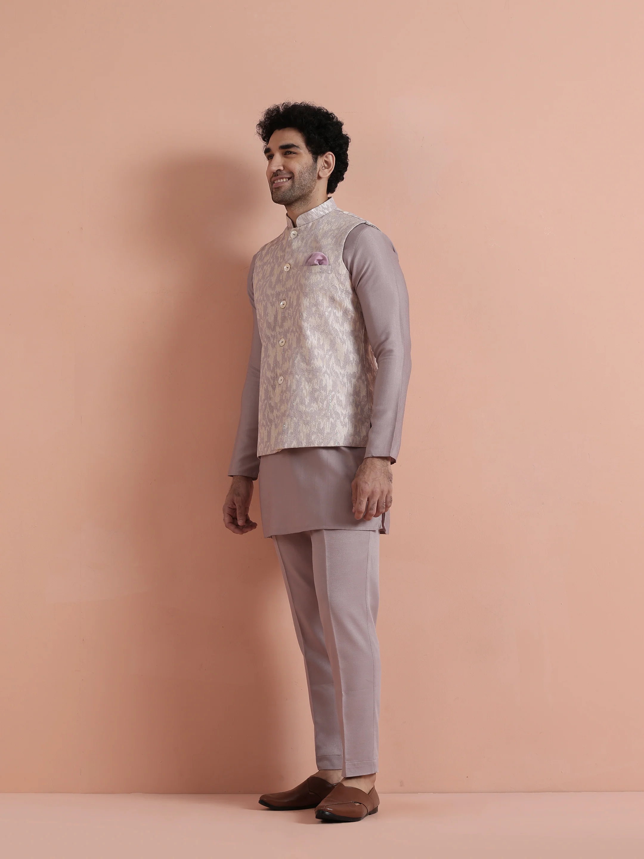 Mauve Printed Elegant Ethnic Nehru Jacket - Image 3