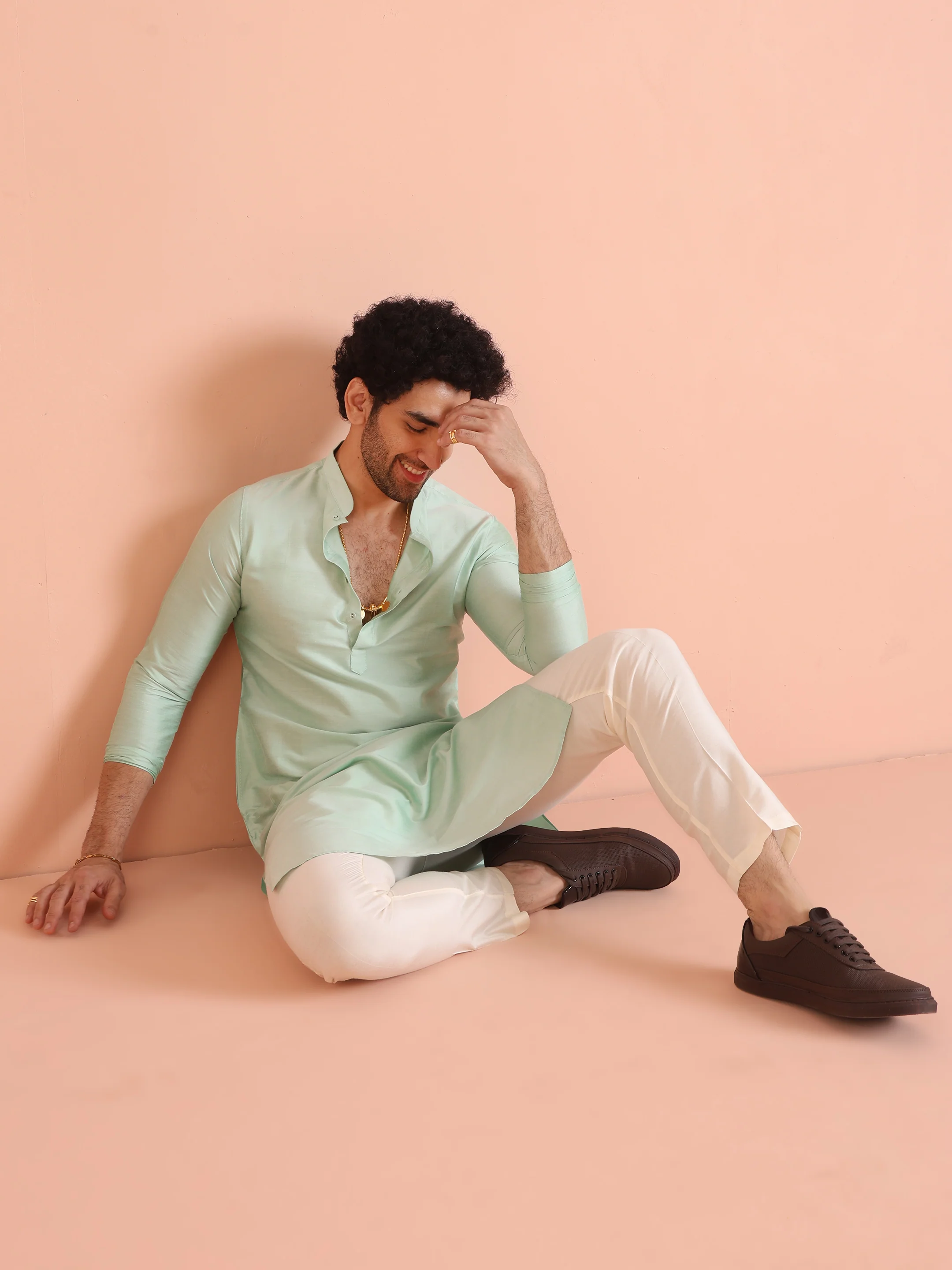 Men Green Solid Ethnic Motifs Kurta - Image 6