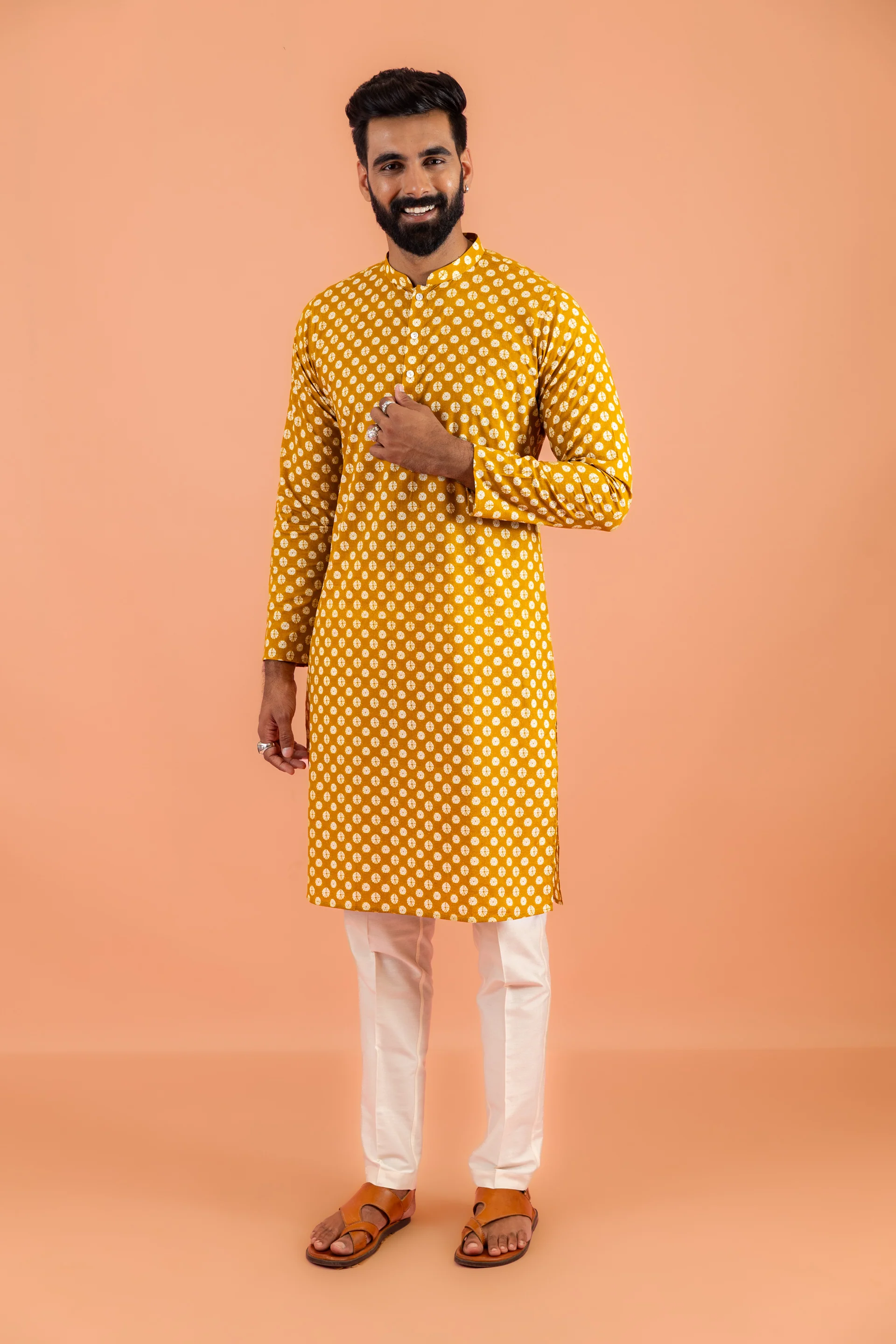 Men Mustard Printed Ethnic Motifs Kurta Trouser Set - Image 6