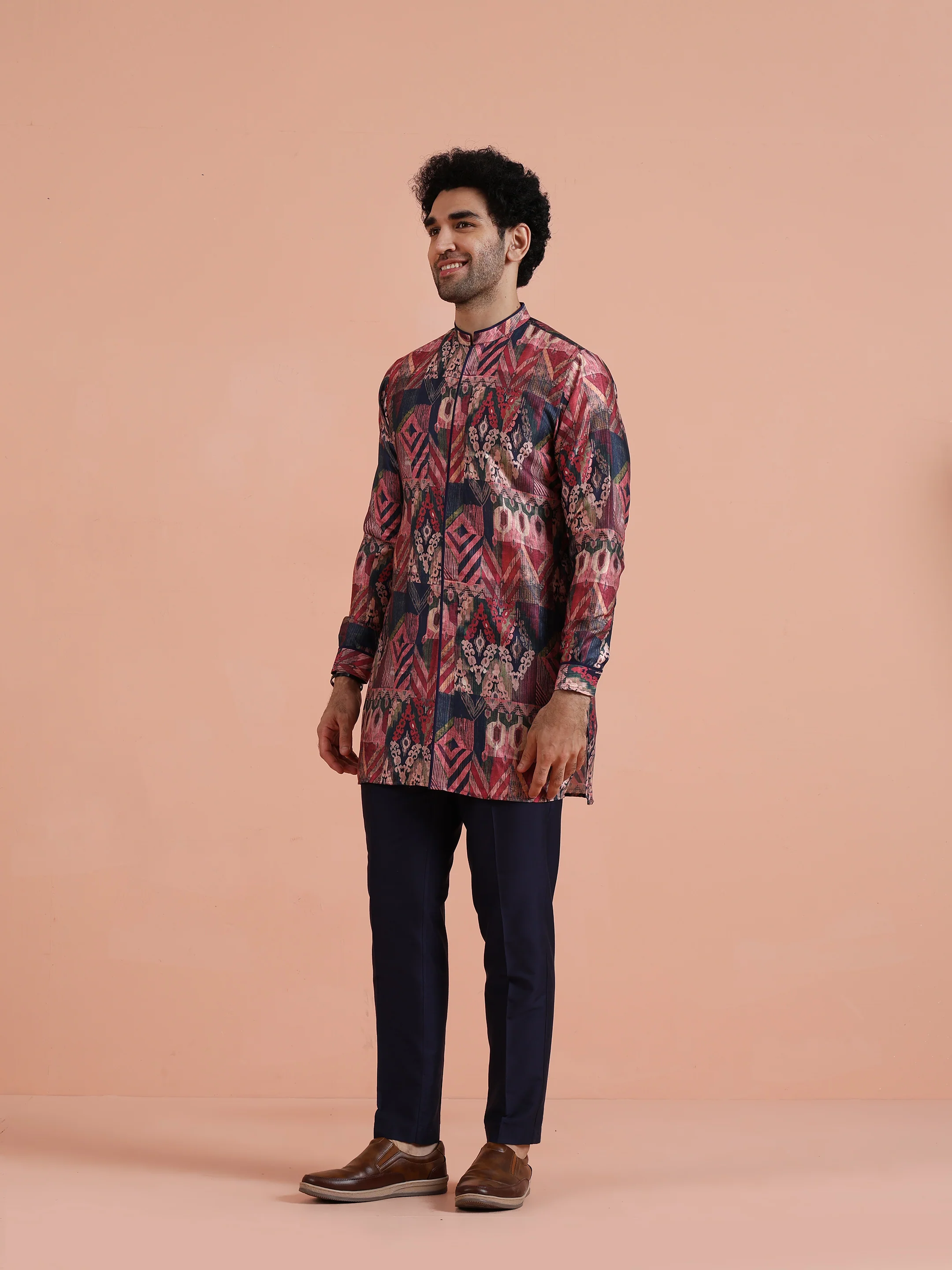 Multicolor Geometric Printed Mid Kurta Set - Image 2