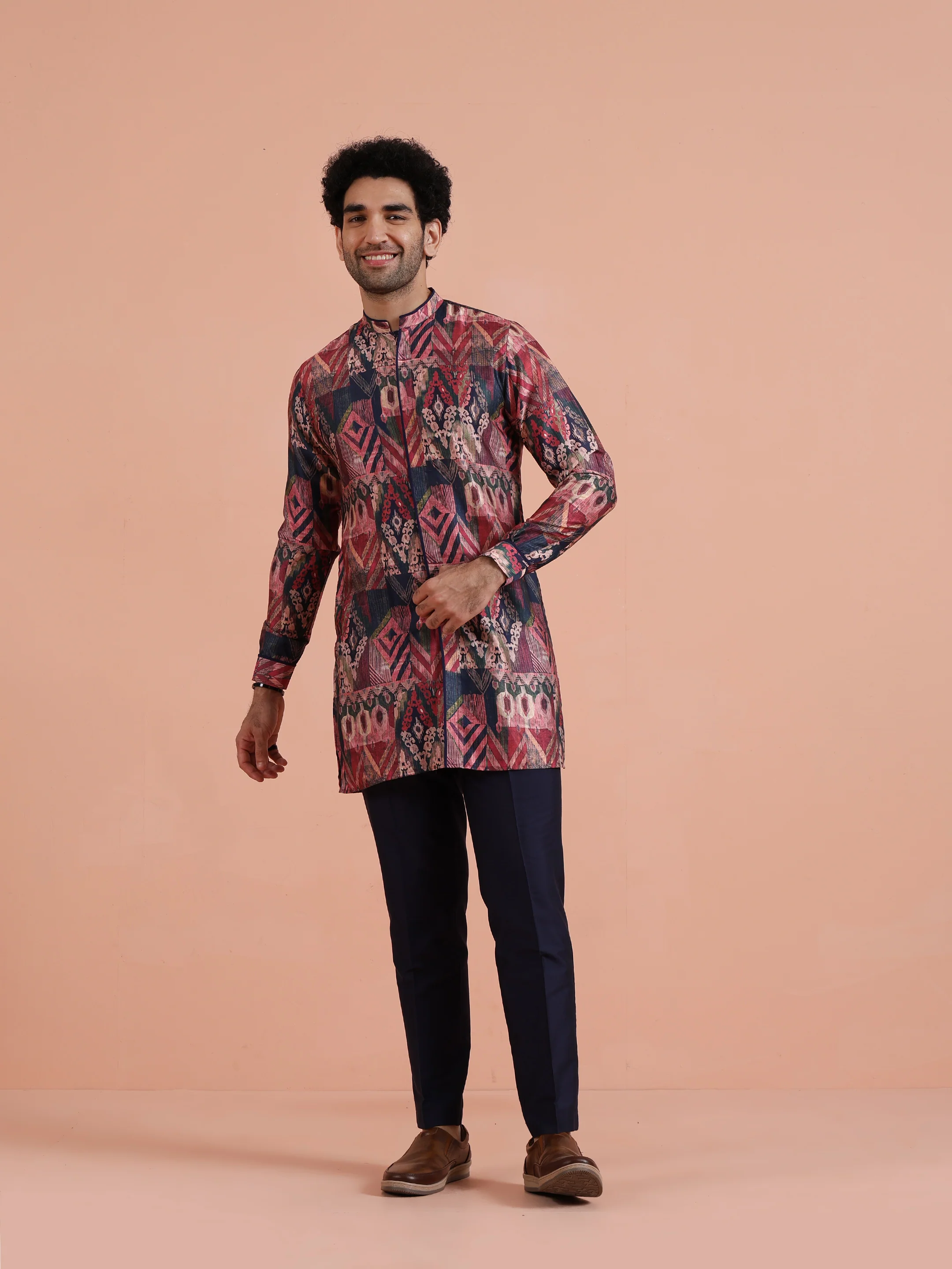 Multicolor Geometric Printed Mid Kurta Set - Image 7