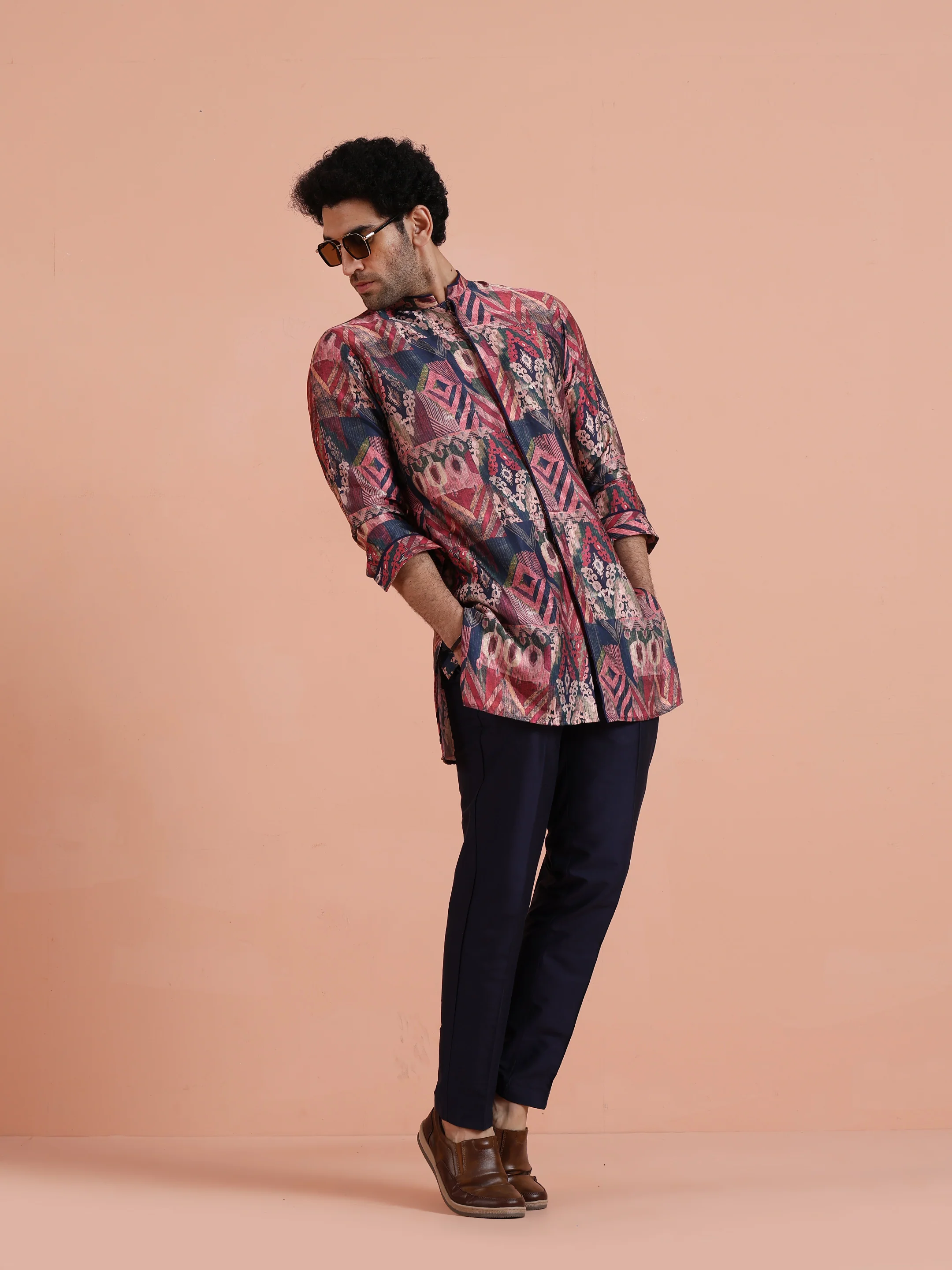 Multicolor Geometric Printed Mid Kurta Set - Image 9