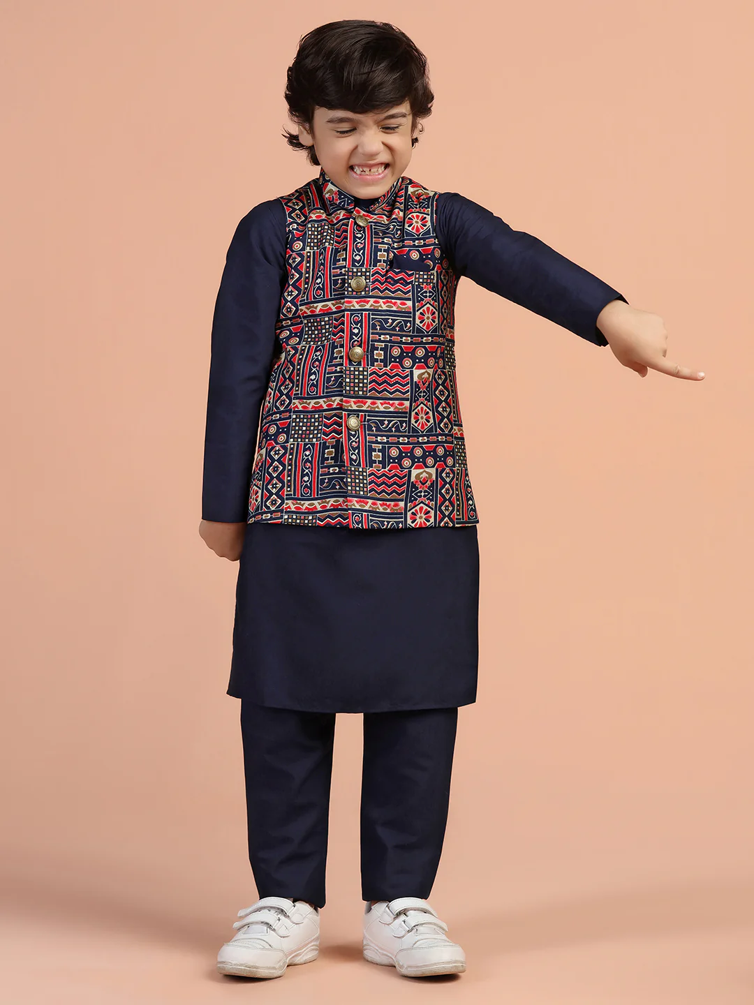 Multicolour Printed Kids Kurta Jacket Set - Image 7