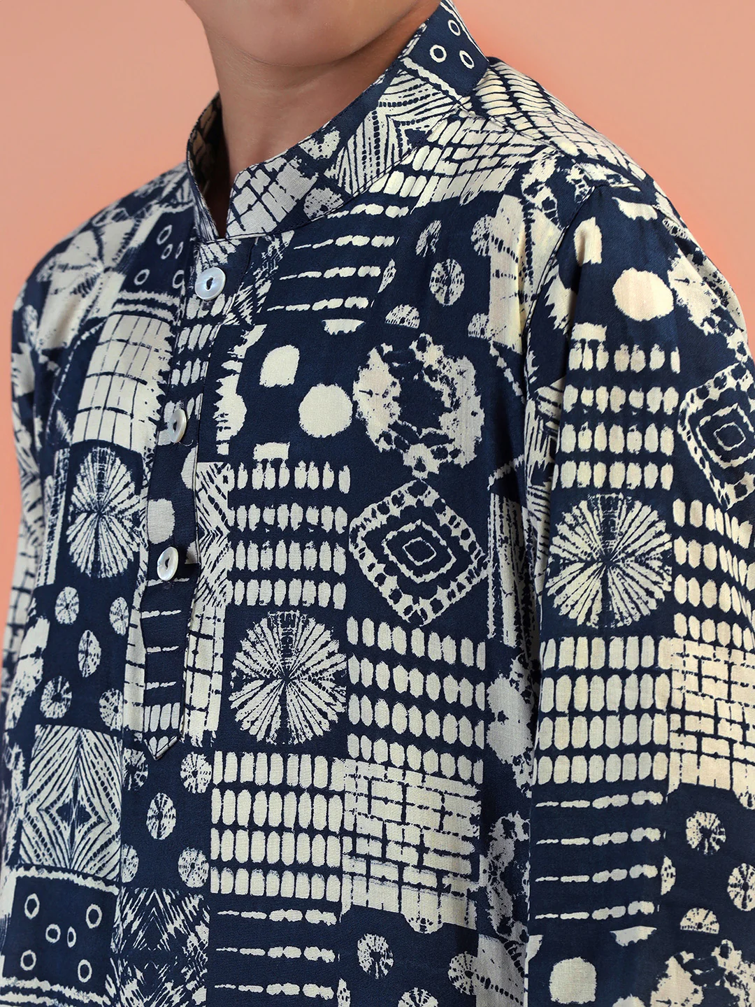 Navy Blue Abstract Printed Kurta - Image 5