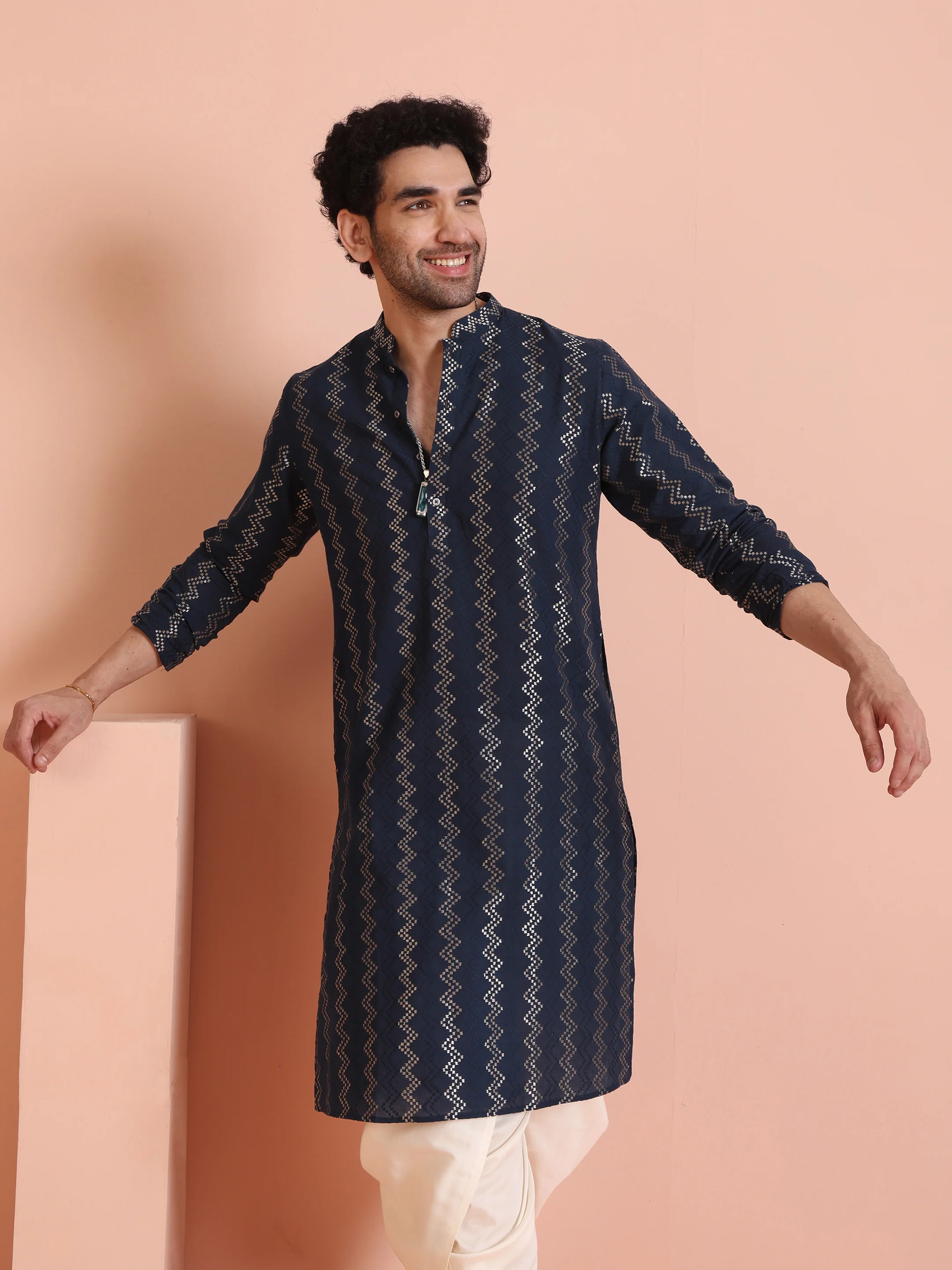 Navy Blue Cotton Blend Textured Kurta - Image 8