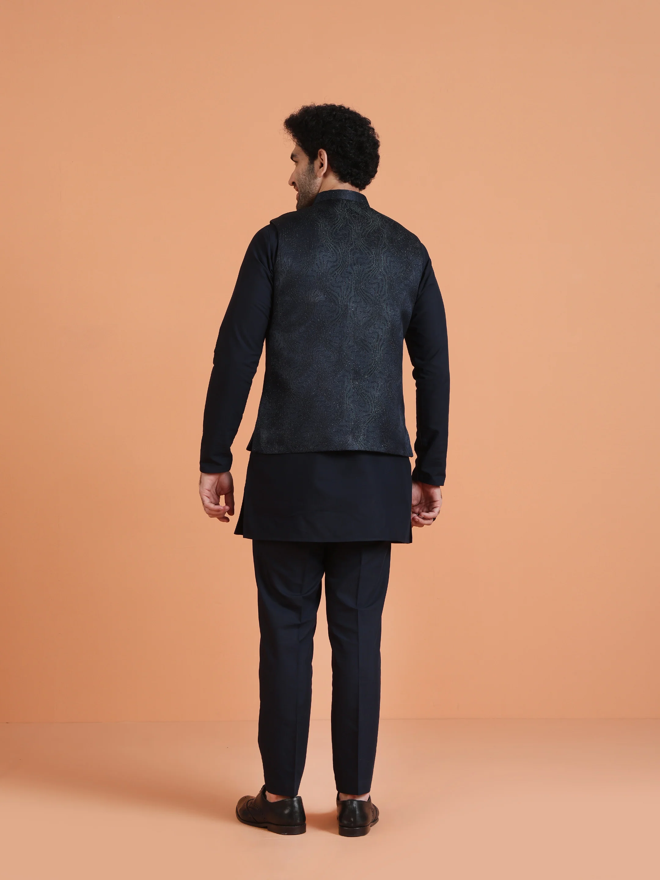 Navy Blue Cotton Silk Textured Jacket Kurta Trouser Set - Image 4