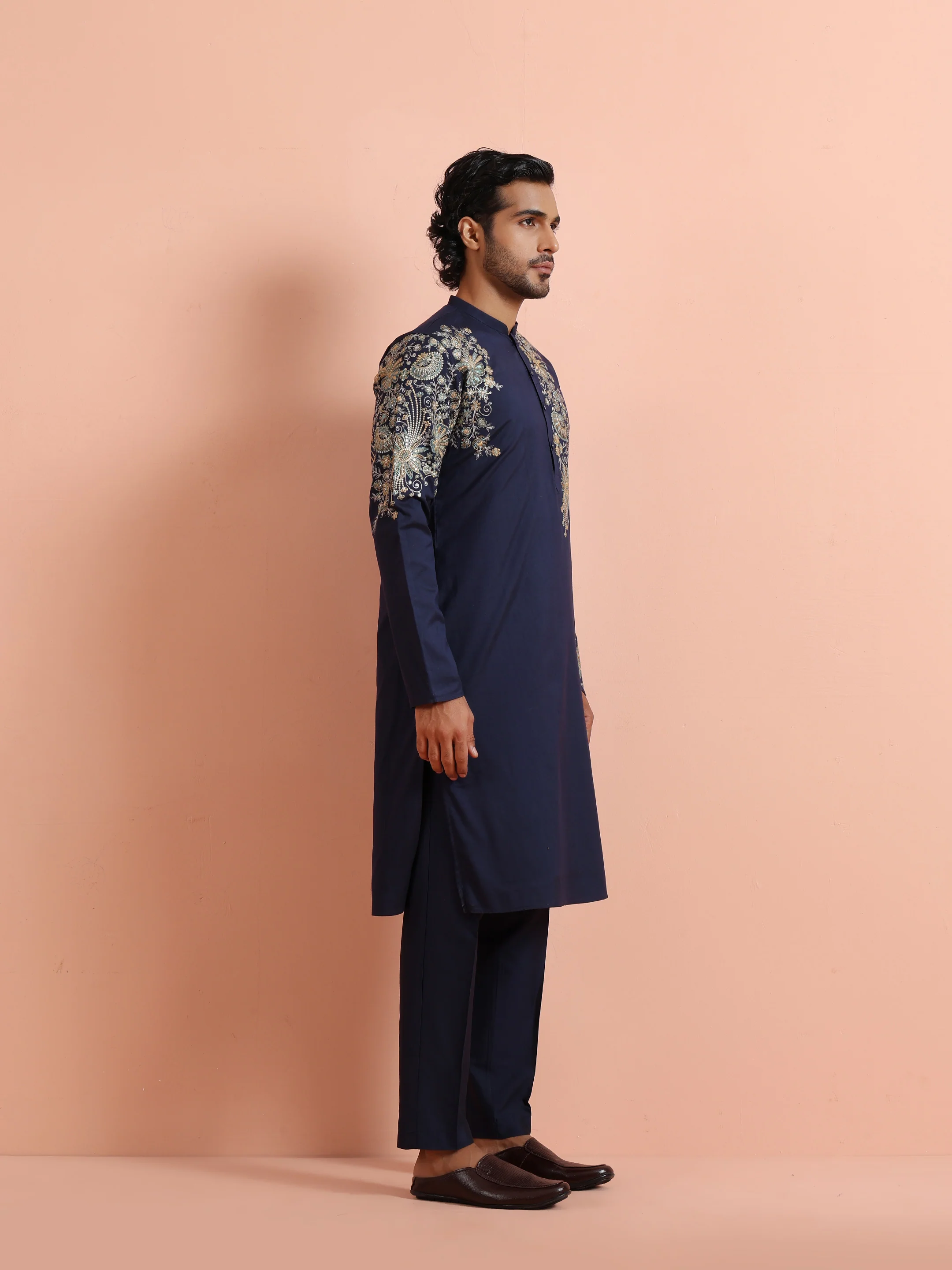 Navy Blue Floral Embroidered Kurta Trouser Set - Image 2