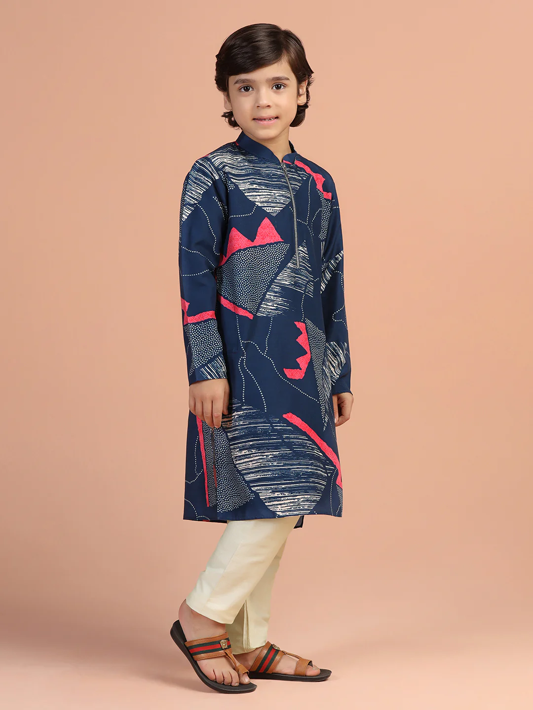 Navy Blue Geometric Printed Kurta - Image 3