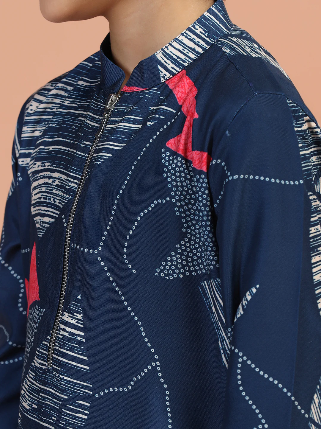 Navy Blue Geometric Printed Kurta - Image 5