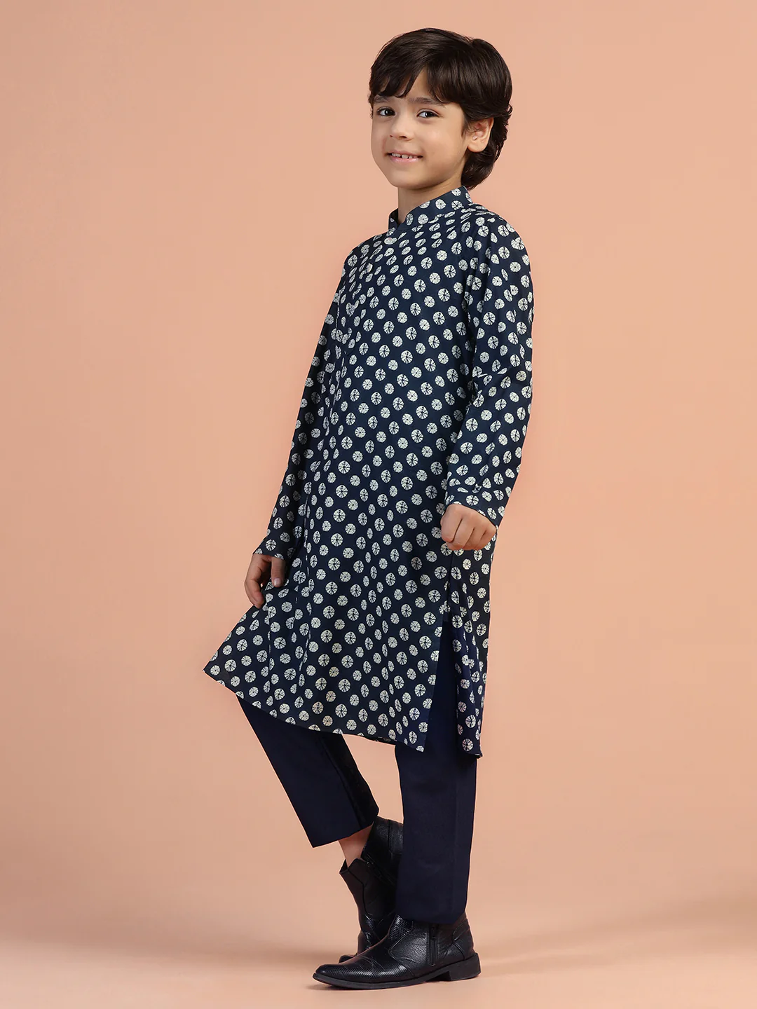 Navy Blue Printed Kurta - Image 2