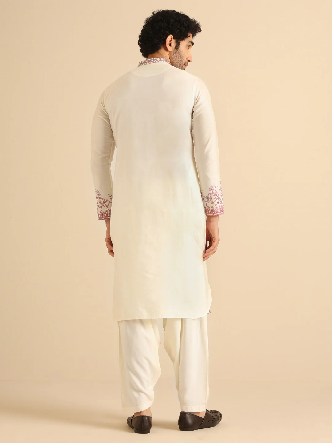 Off White Cotton Blend Embroidered Kurta Patiyala Set - Image 4