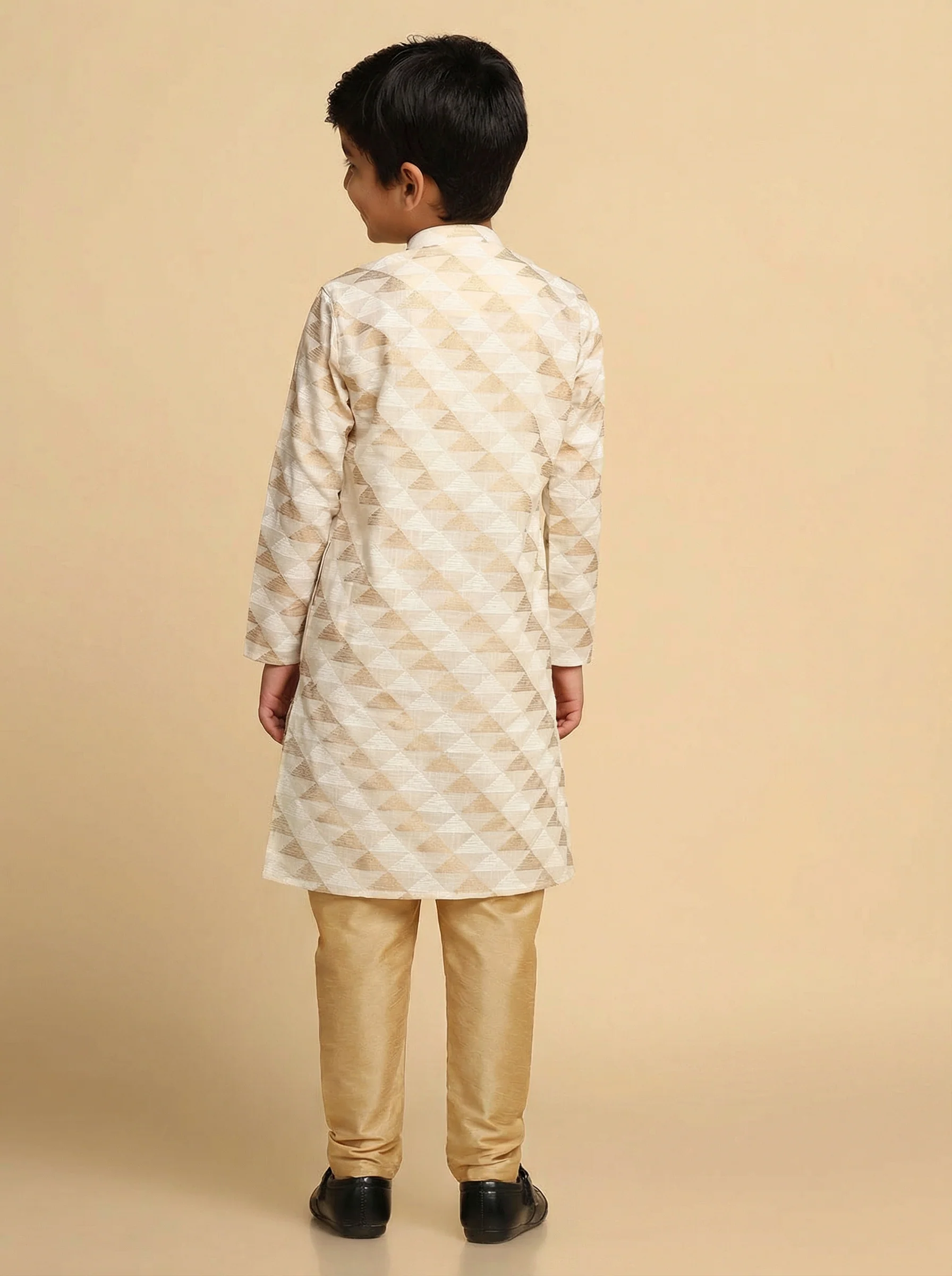 Off White Cotton Blend Printed Kurta Pyjama Set - Image 4