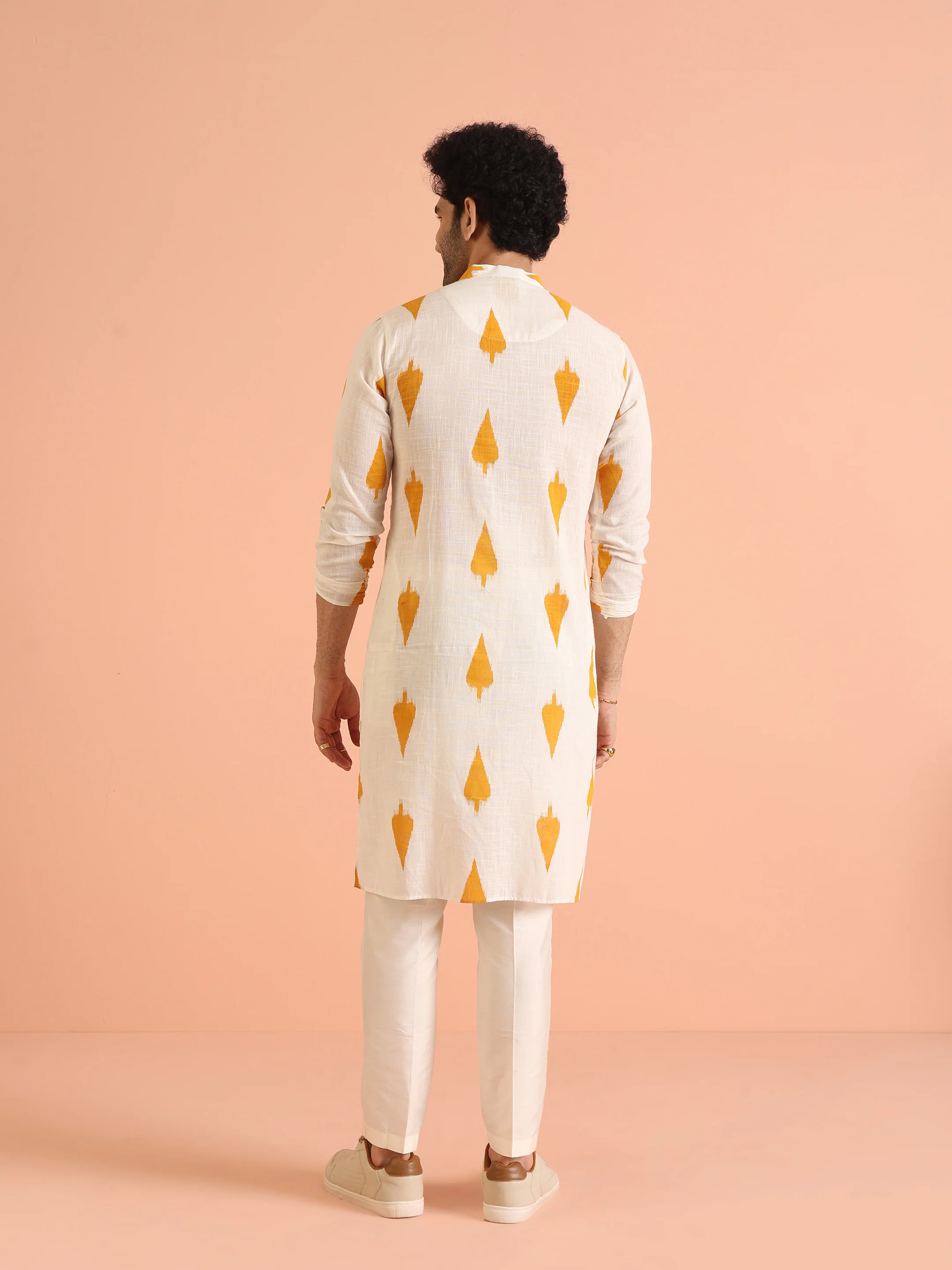 Off-White Cotton Blend Printed Long Kurta - Image 4