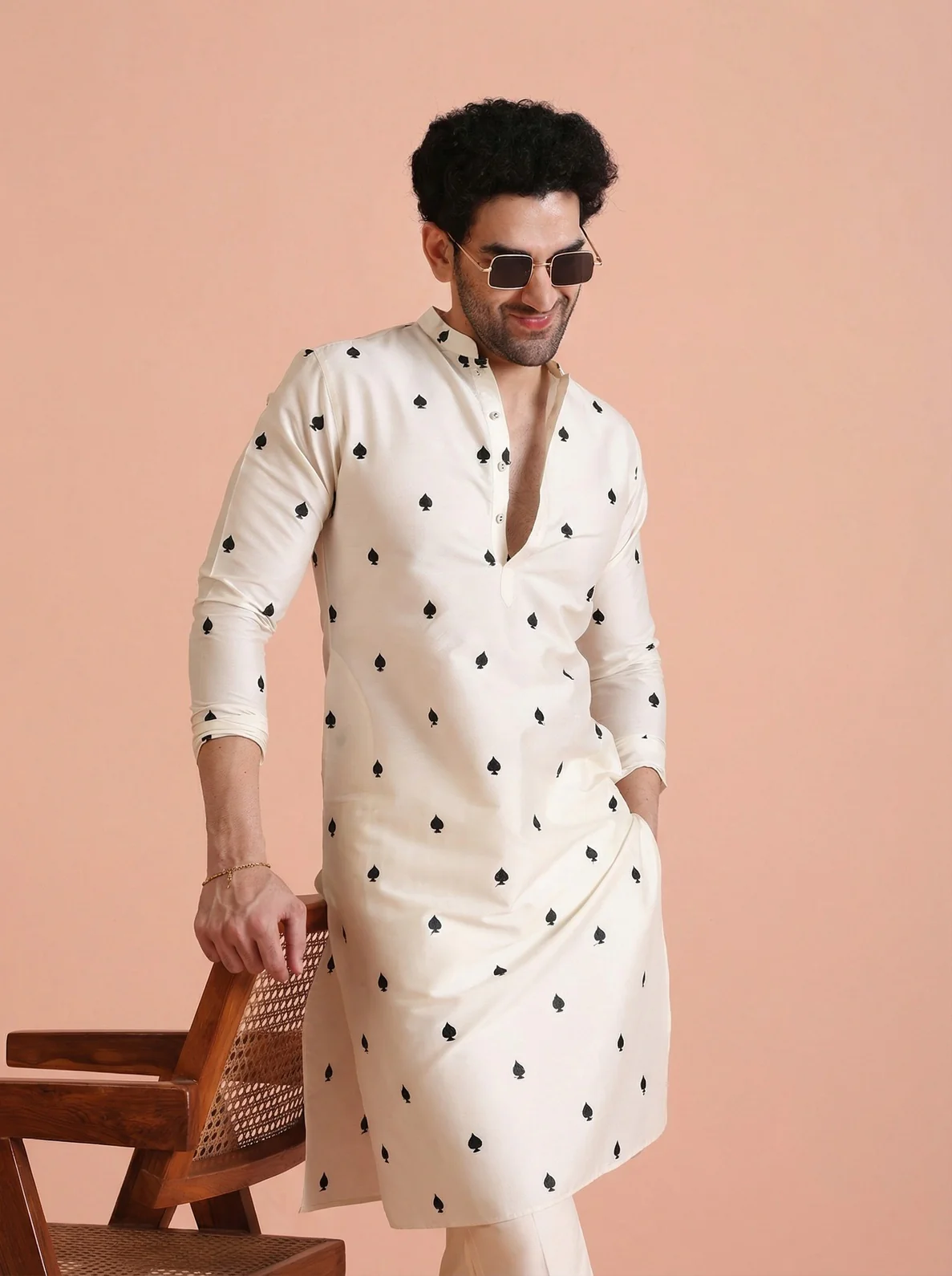 Off-White Silk Blend Embroidered Kurta Wide Leg Trouser Set - Image 8