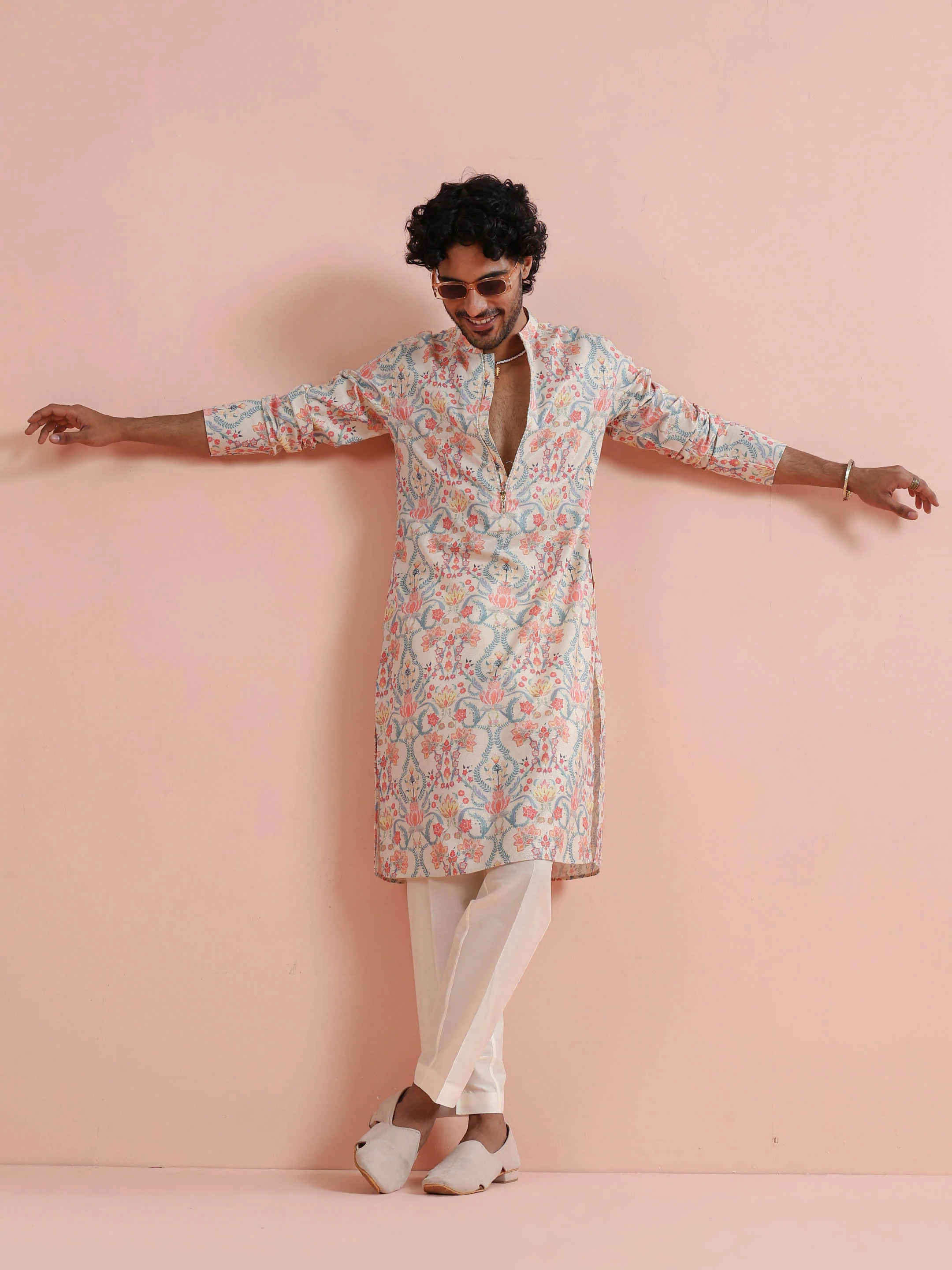 Pastel Multicolor Floral Printed Kurta - Image 7