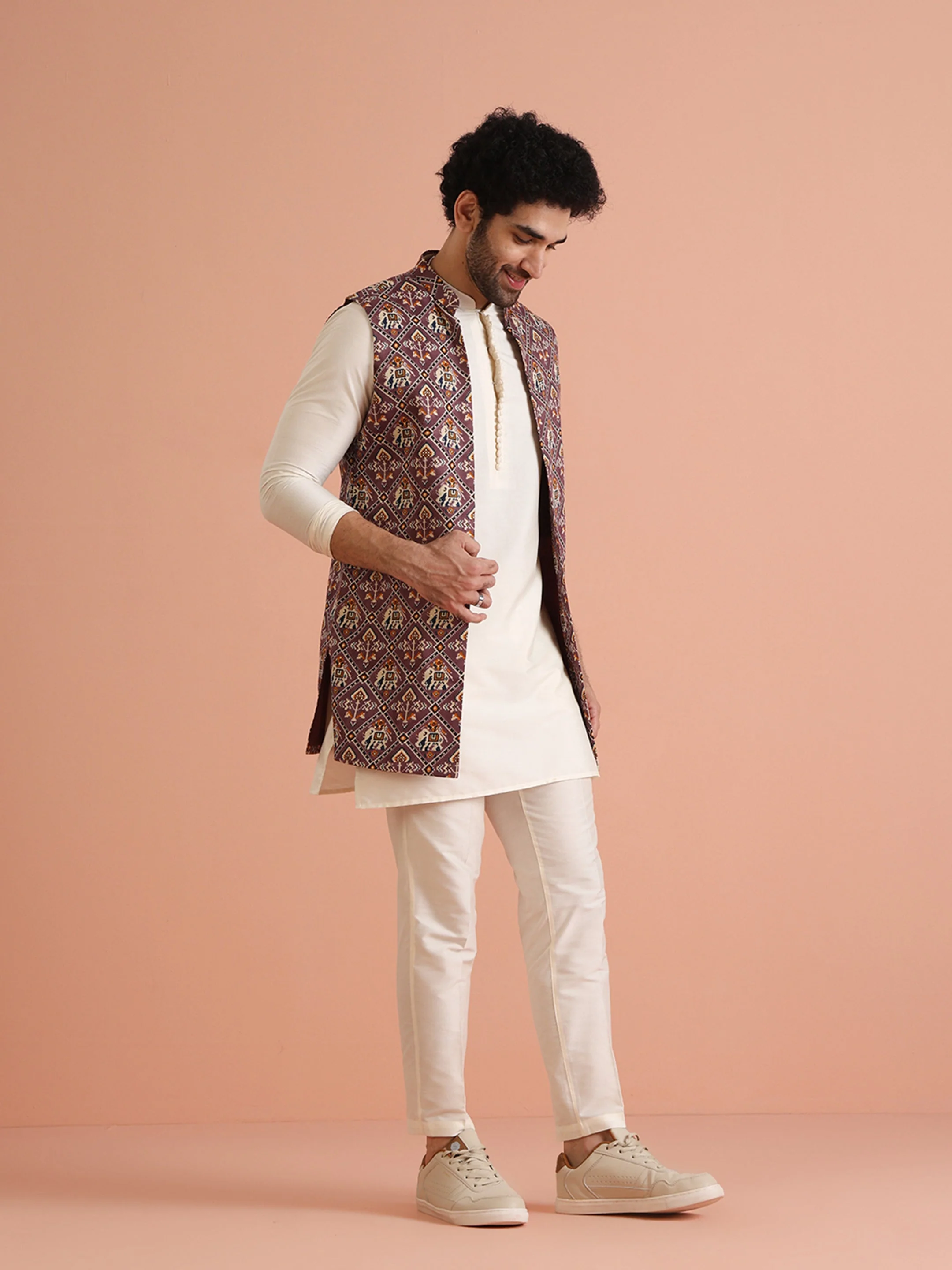 Patola Print Kurta Jacket Trouser Set - Image 2