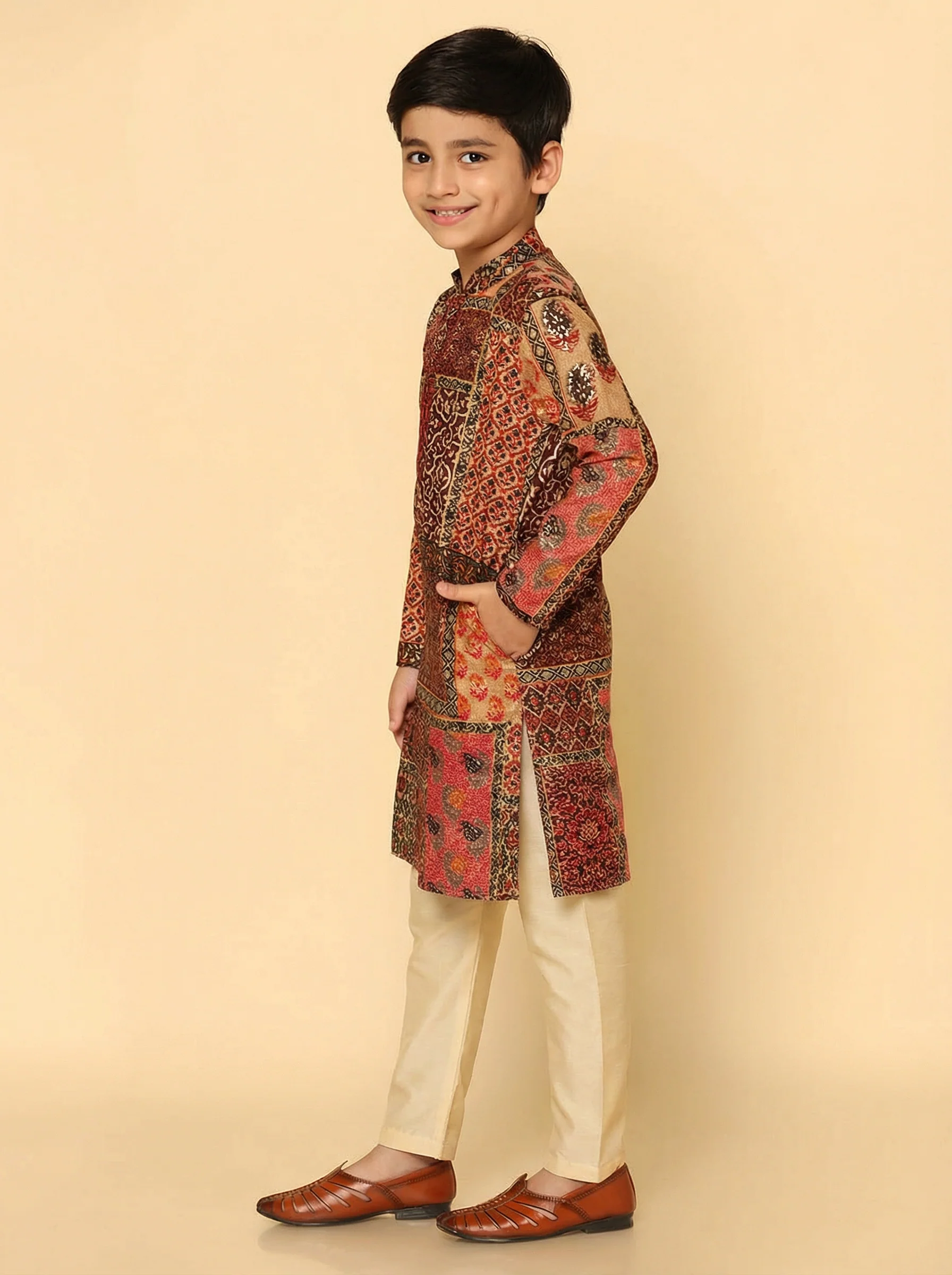 Red Multicolor Cotton Blend Printed Kurta Pyjama Set - Image 2