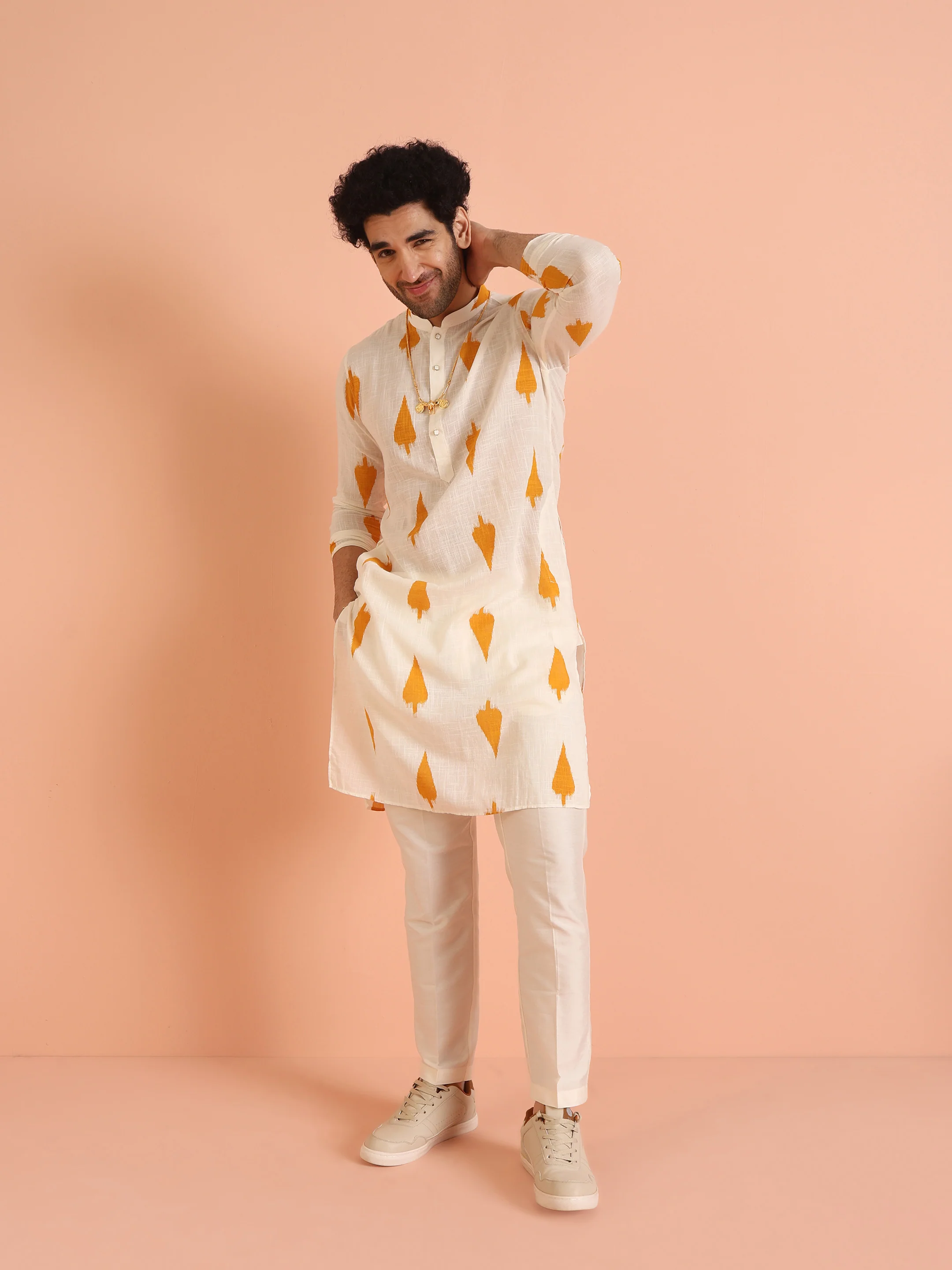 White Cotton Blend Printed Kurta Trouser Set - Image 7