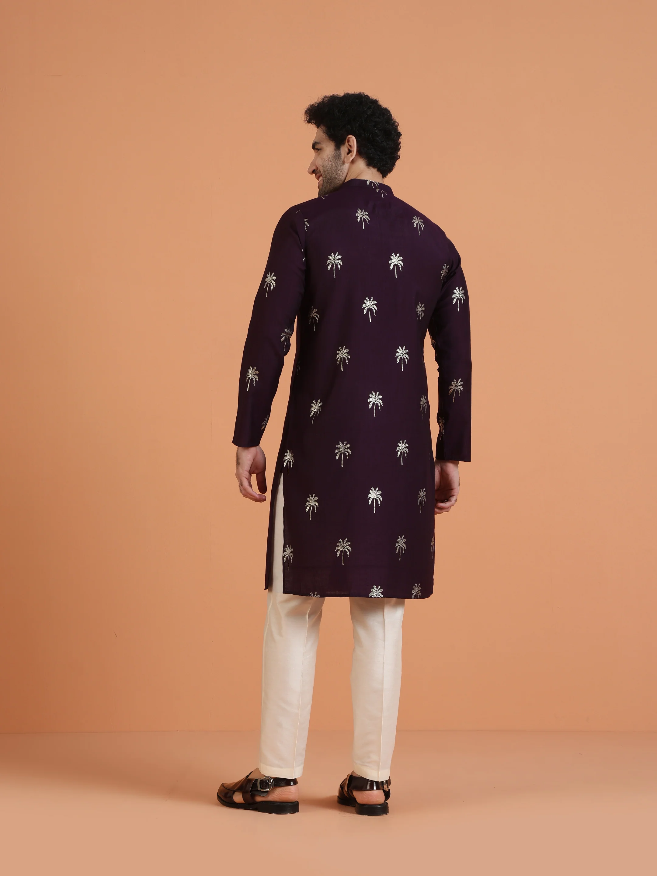 Maroon Printed Kurta with Cream Trouser Set - Image 4