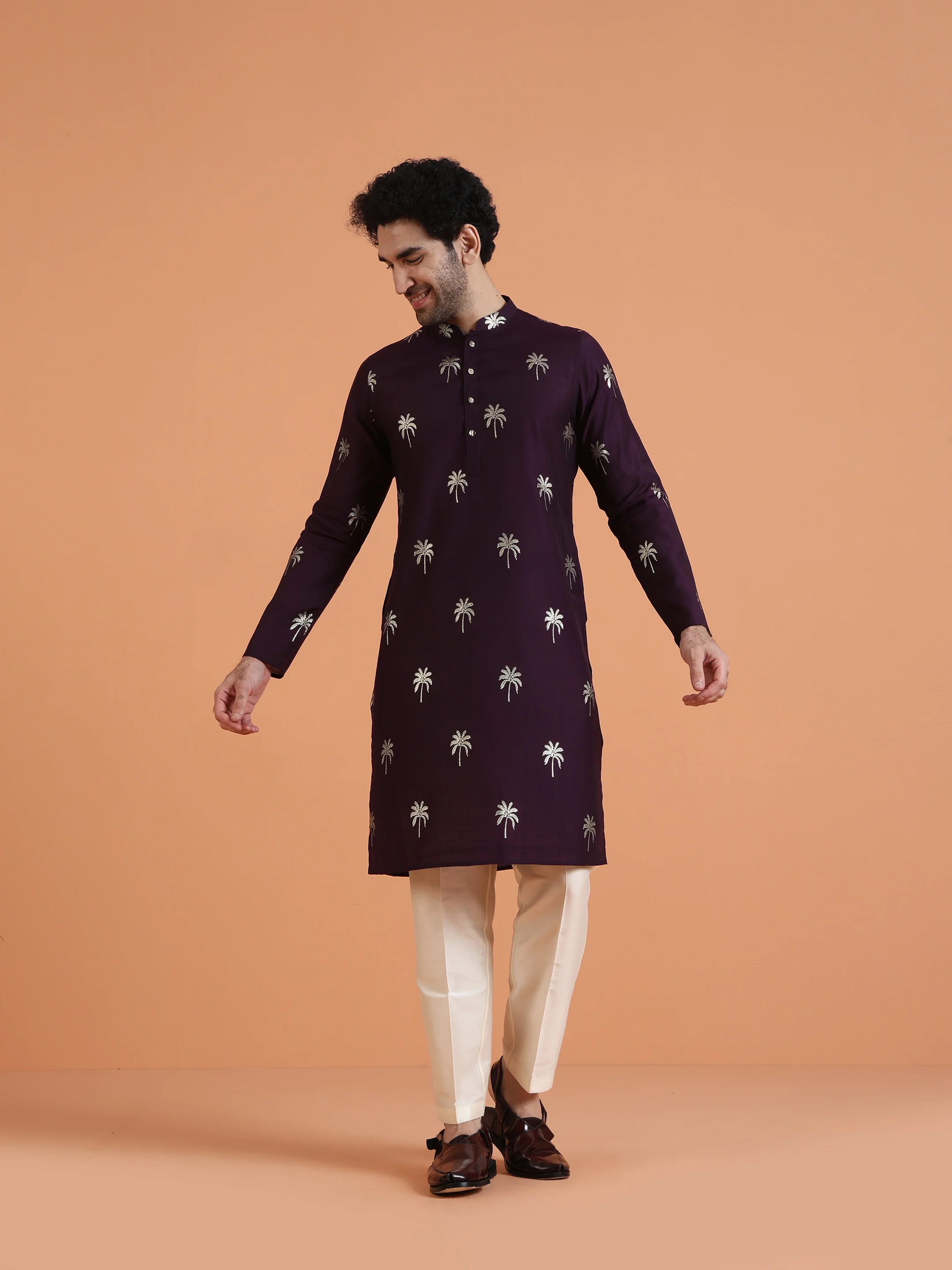 Maroon Printed Kurta with Cream Trouser Set - Image 7