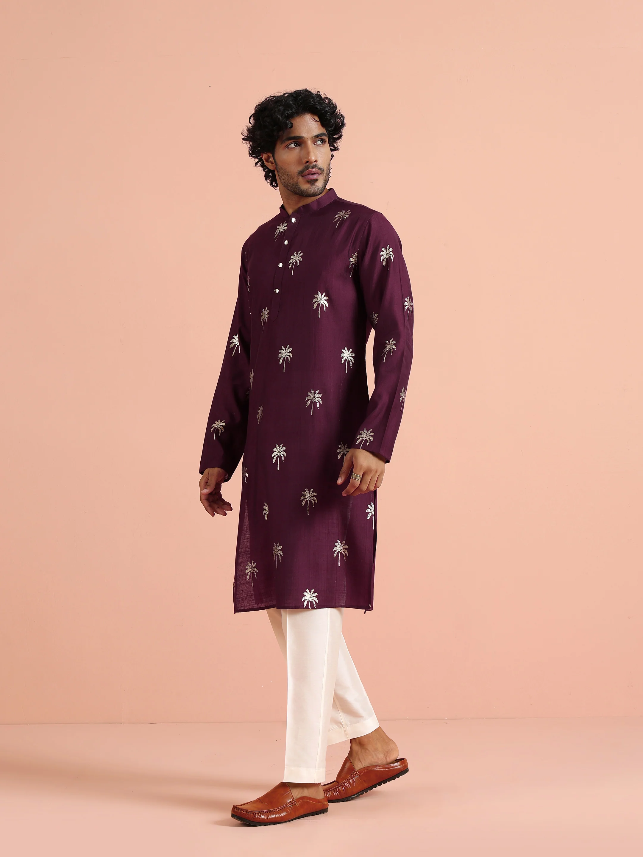 Wine Kurta with Palm Embroidery - Image 3