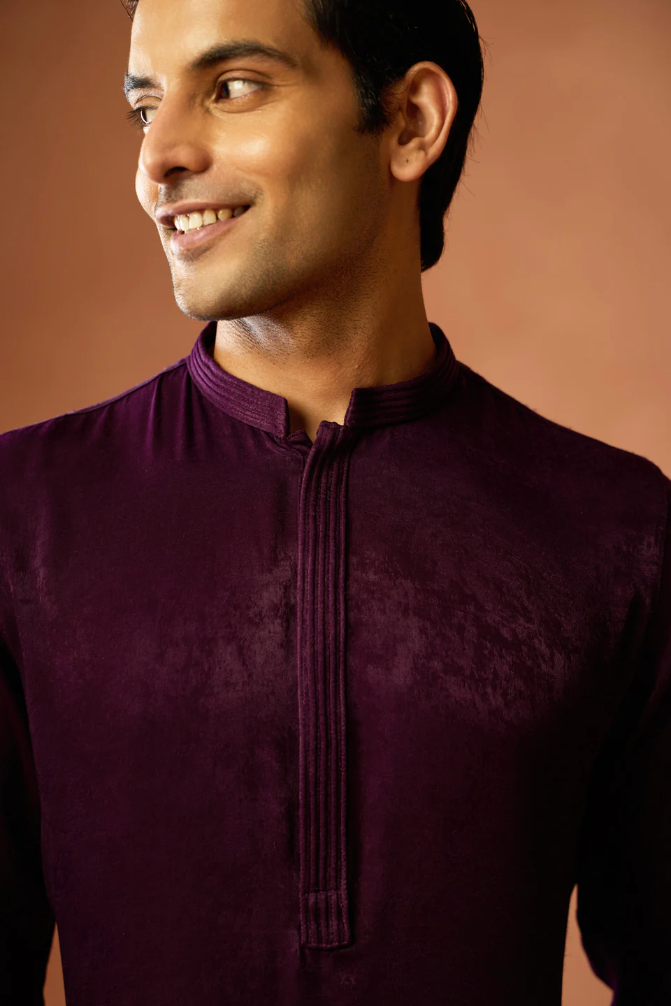 Wine Silk Blend Solid Mid Kurta Trouser Set - Image 5