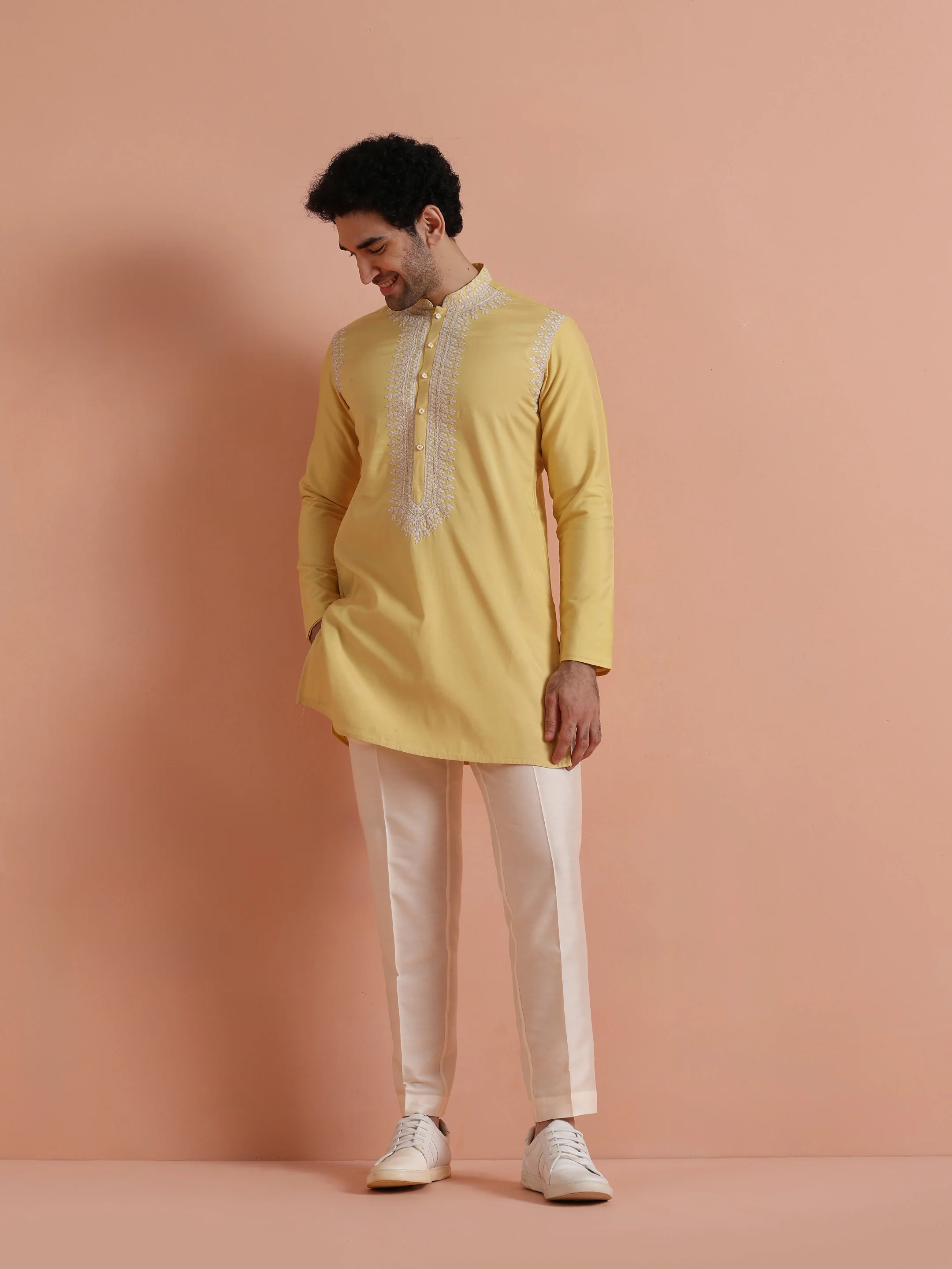 Yellow Poly Silk Embroidered Mid Kurta Set - Image 4